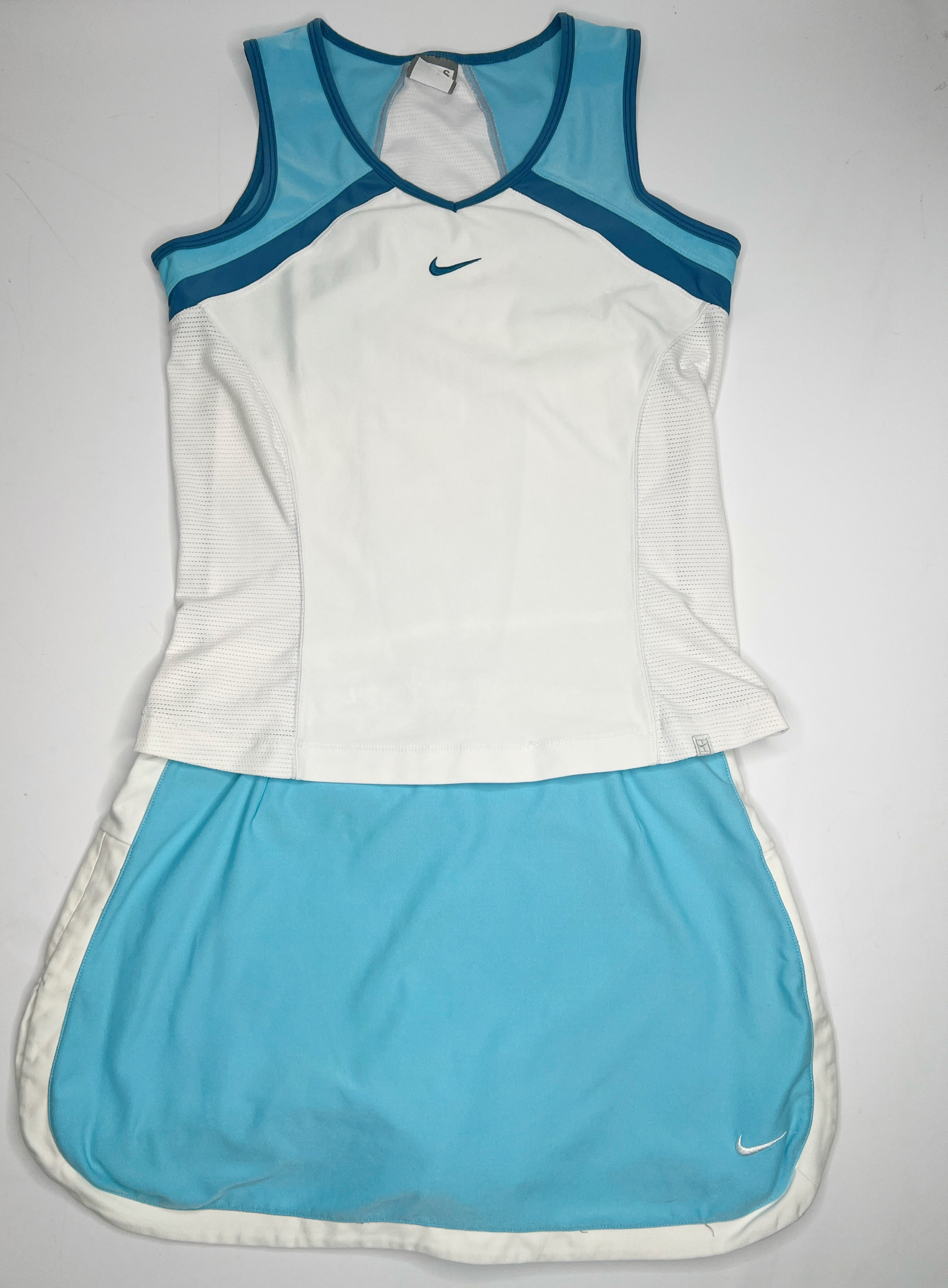Ensemble Nike sportwear vintage type y2k