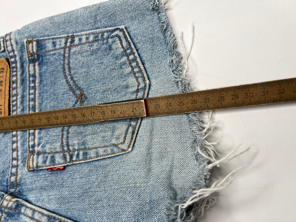 Short Levi’s vintage y2k