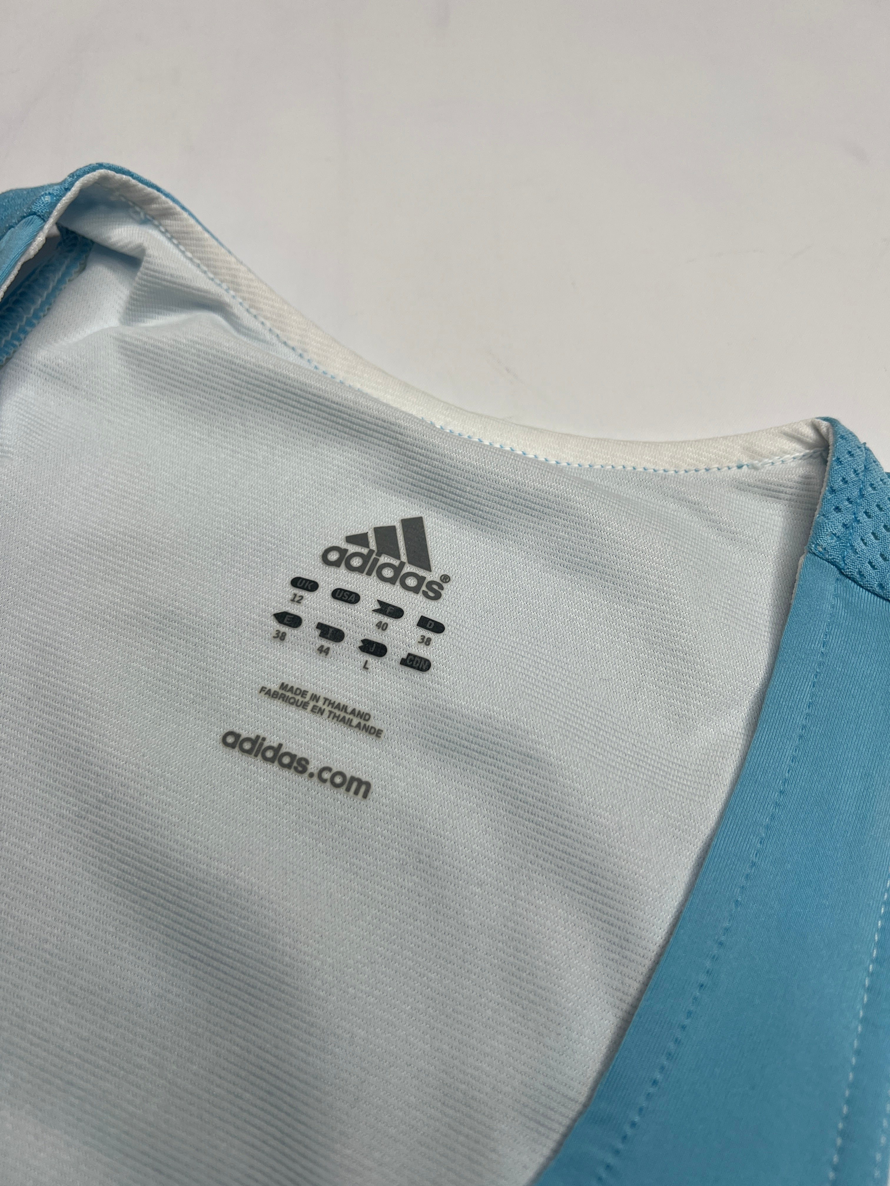 Top Adidas vintage y2k