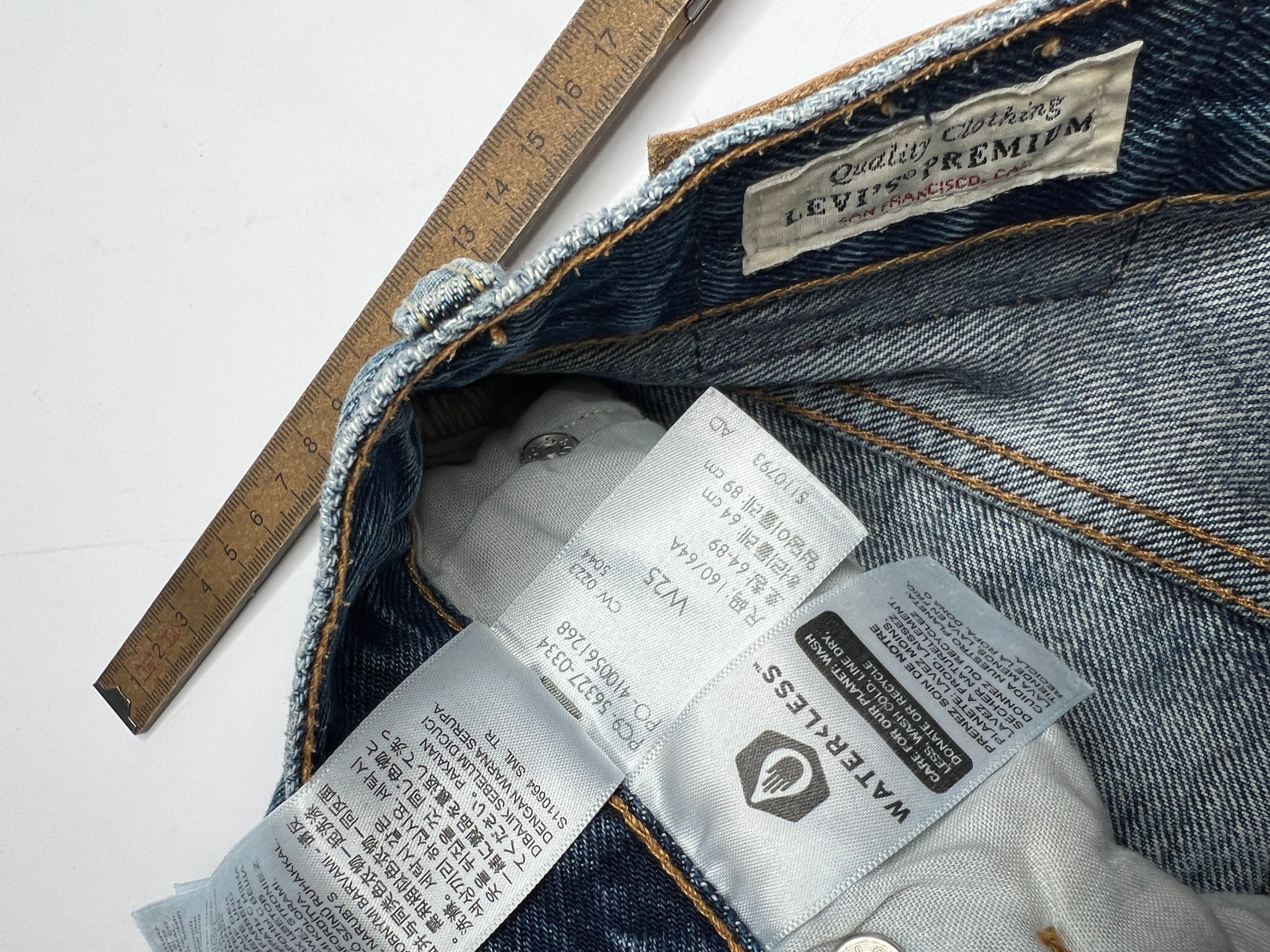 Short Levi’s vintage y2k