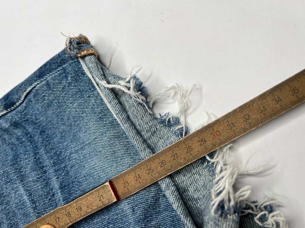 Short Levi’s vintage y2k